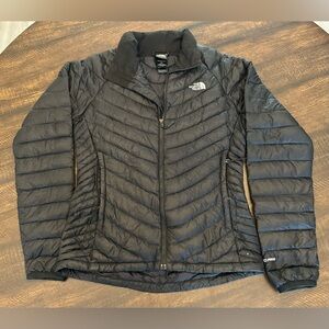 The North Face Women’s 800 Fill Puffer Jacket-Size Small